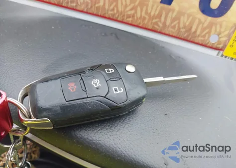 2013 Ford Fusion S z USA, uszkodzony, nr VIN 3FA6P0G79DR183497